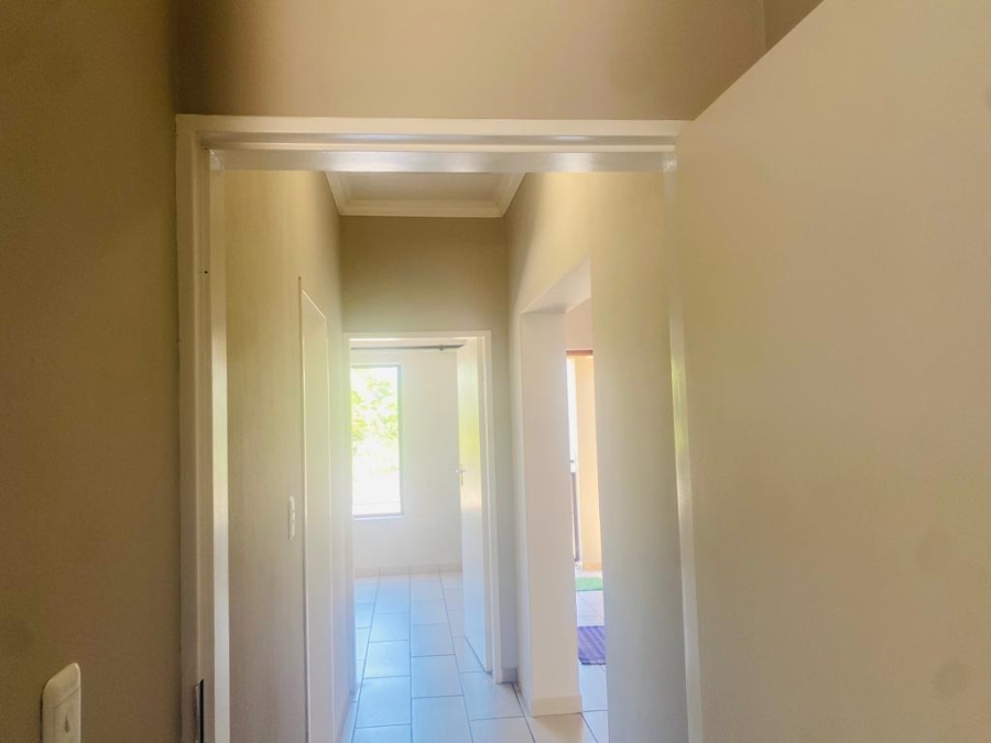 2 Bedroom Property for Sale in Gateway Manor North West